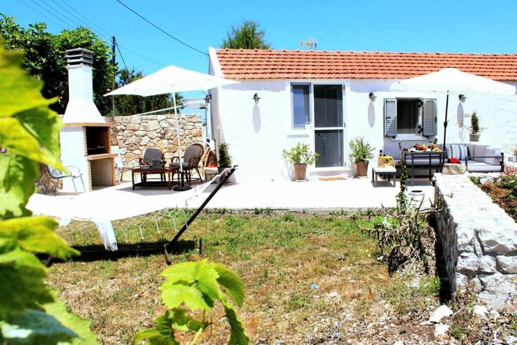 Holiday home Sunrise Antipaxos